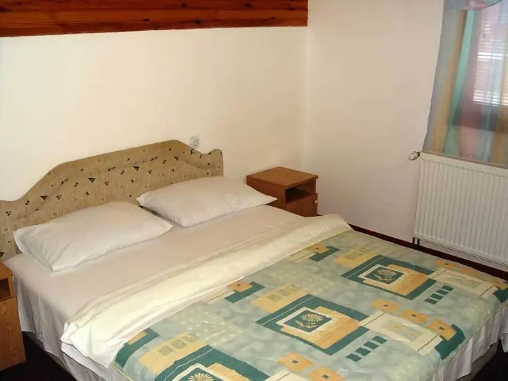 Жабляк: Hotel Pavlovic