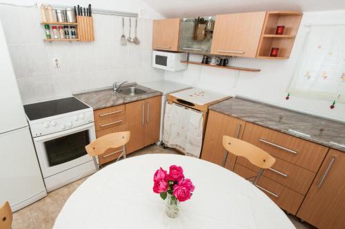 Кумбор: Apartments Batricevic