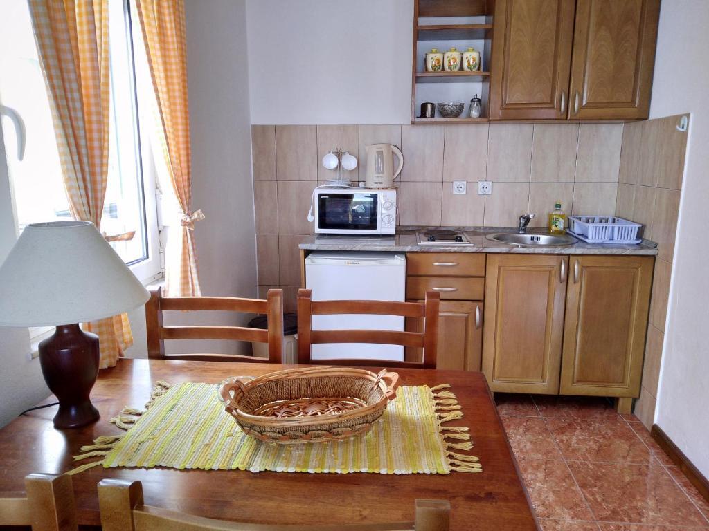 Бусат: Majero Apartments