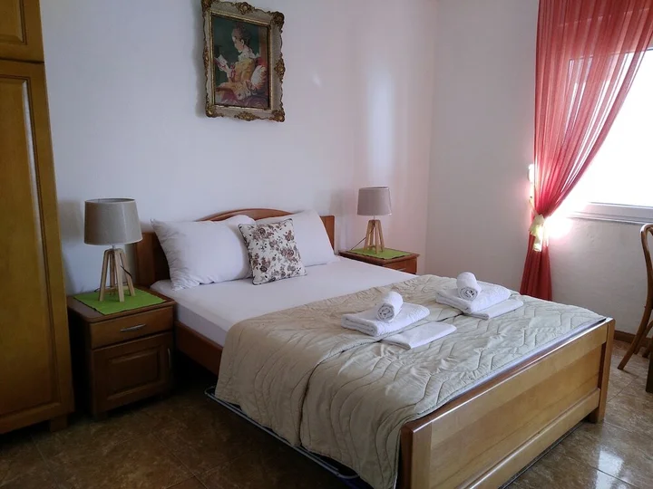 Бусат: Majero Apartments