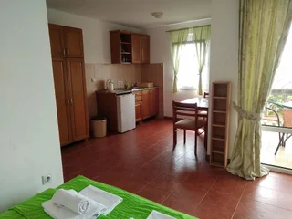 Бусат: Majero Apartments