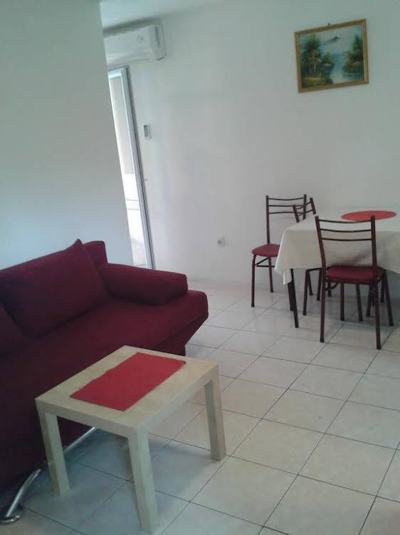 Бар: Apartments Bojanic