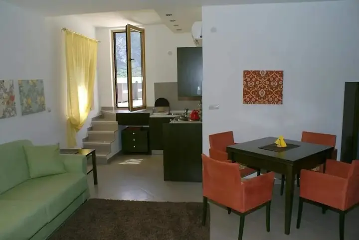 Доброта: Apartments Radulovic