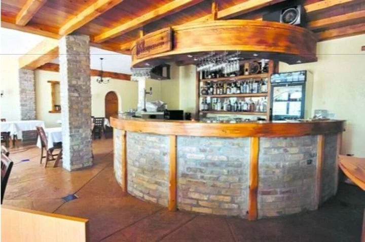 Ульцинь: Hotel Kleopatra