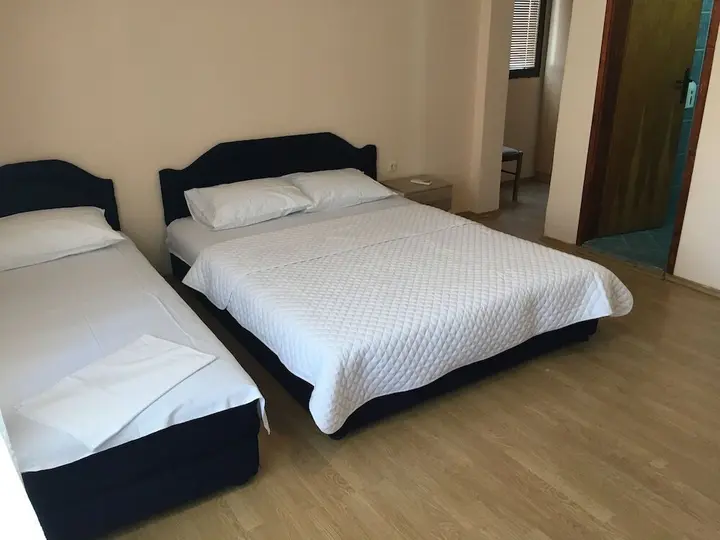 Ульцинь: Hotel Kleopatra