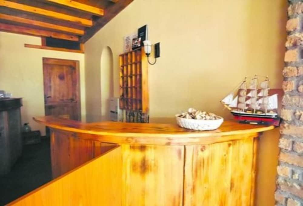 Ульцинь: Hotel Kleopatra