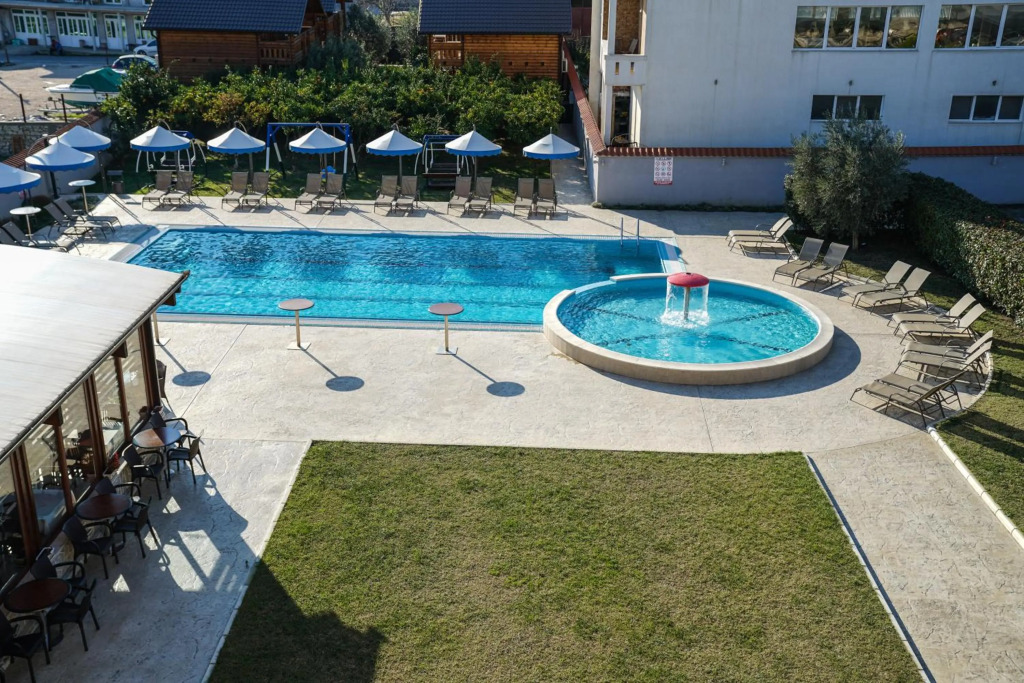 Ульцинь: Hotel Llolla