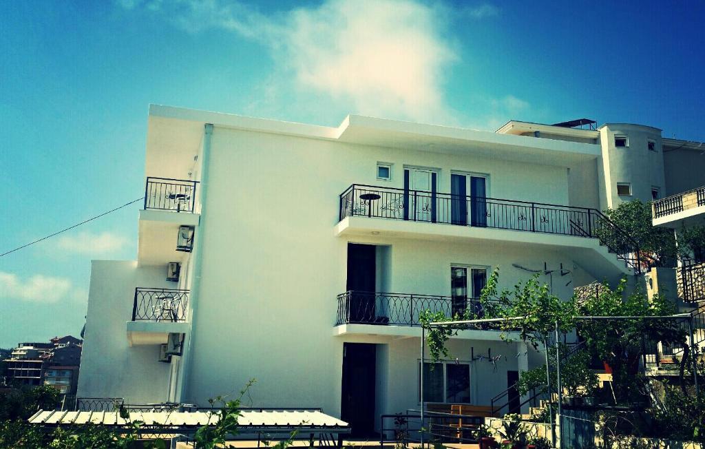Ульцинь: Apartments Popovic