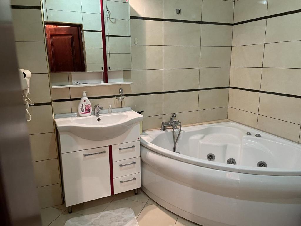 Ульцинь: Apartments Kalaja