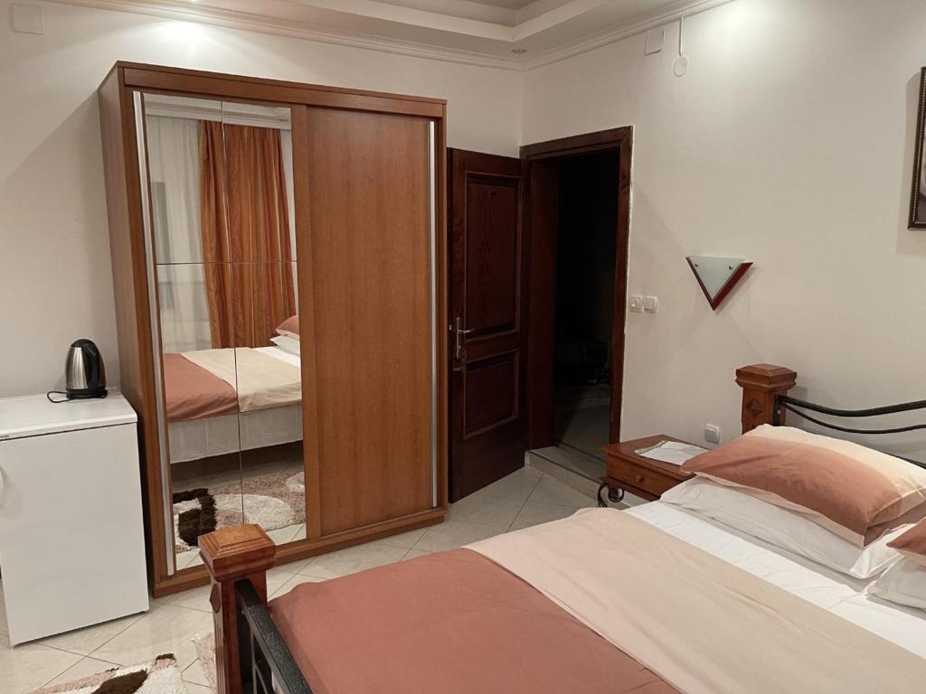 Ульцинь: Apartments Kalaja