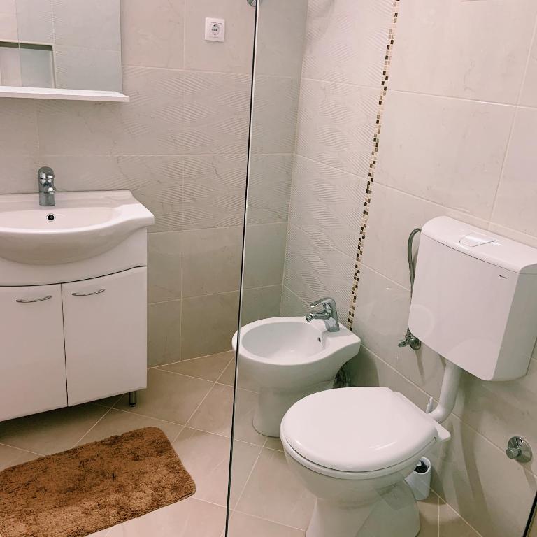 Ульцинь: Apartments Hollaj