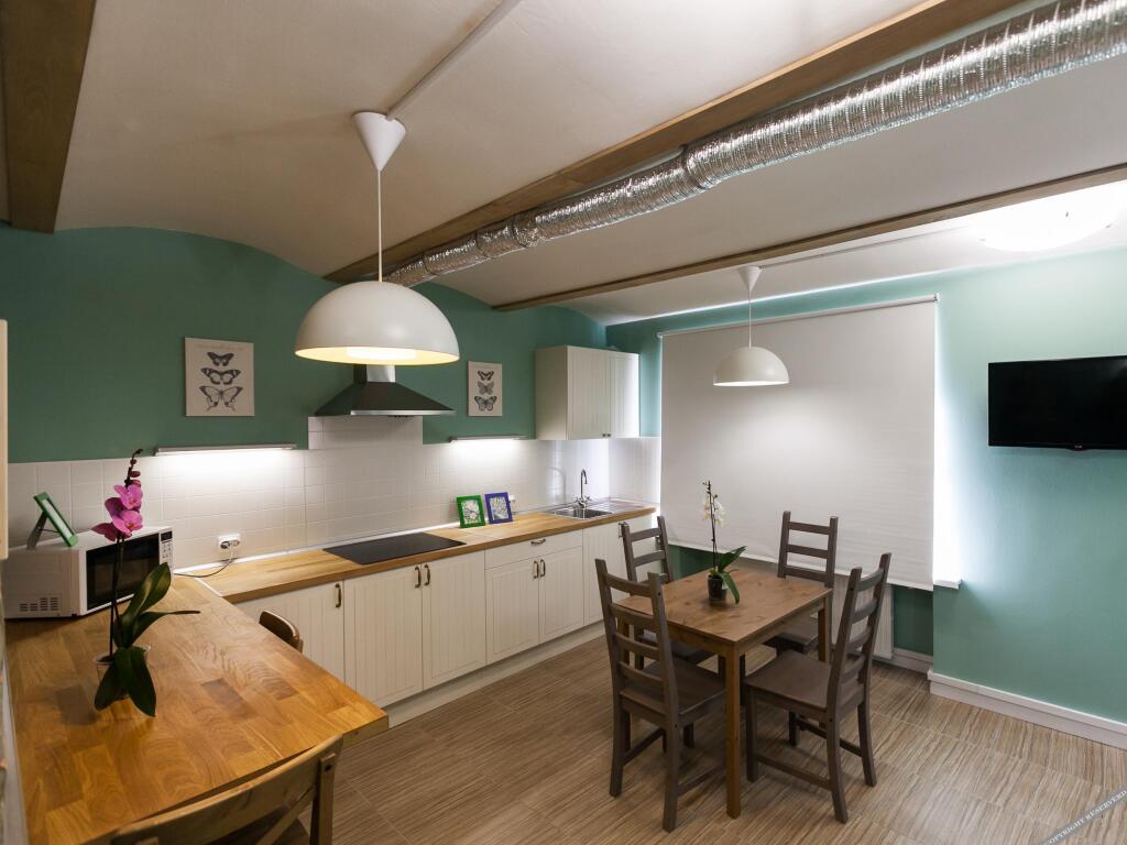 Санкт-Петербург: Positive hostel 