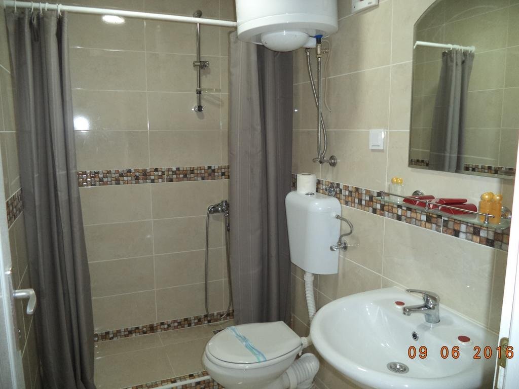 Бар: Vila Monegro
