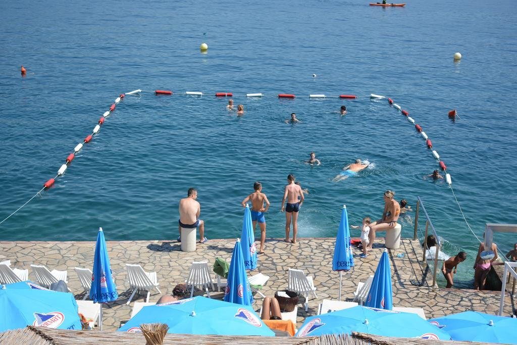 Крашичи: Hotel Anderba