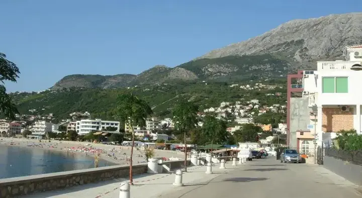 Добро Вода: Vila Bravo