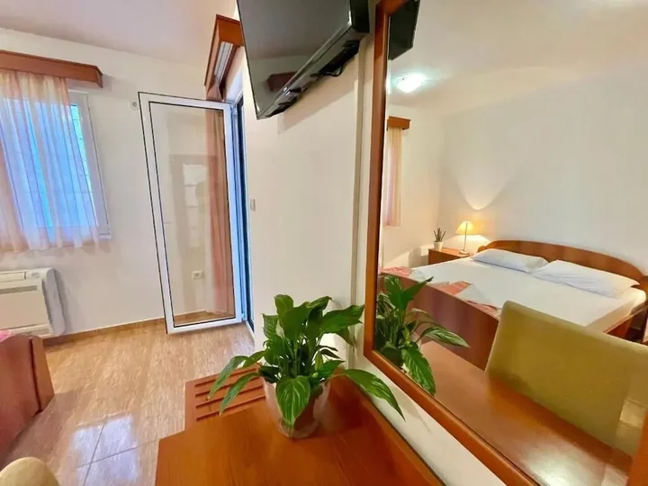 Будва: Apartments Boreta Becici