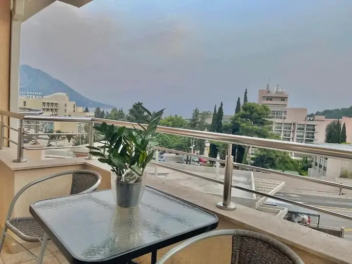 Будва: Apartments Boreta Becici