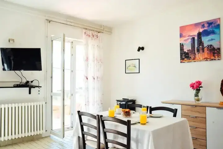 Доброта: Waterfront Apartment Petrovina