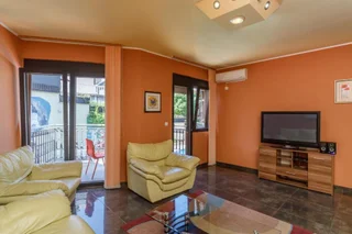 Доброта: Apartments Coral