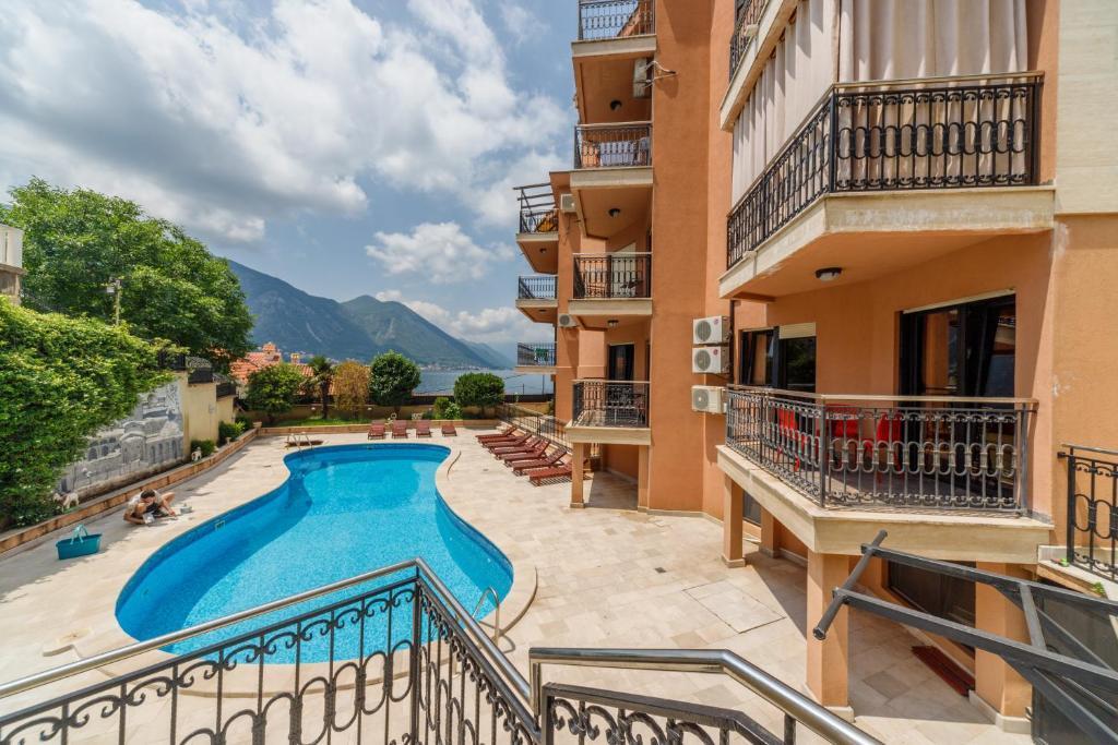 Доброта: Apartments Coral