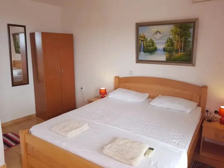 Ульцинь: Panorama Apartments & Rooms