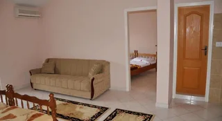 Ульцинь: Apartments Perezaj