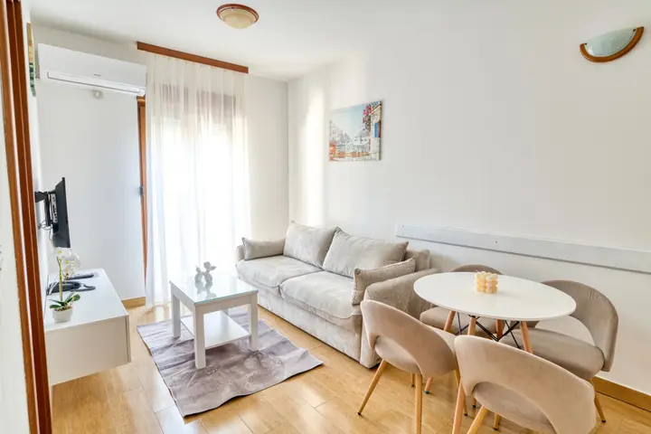 Баошичи: Garni Hotel Milica