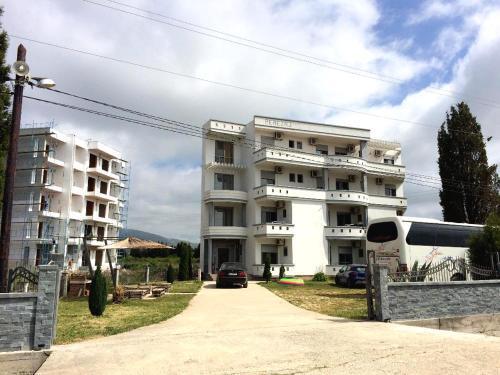 Ульцинь: Apartments Perezaj II