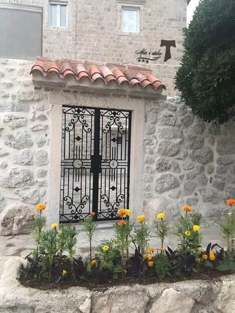 Доброта: Apartments Mir i dobro