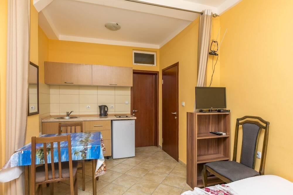 Доброта: Apartments Mir i dobro