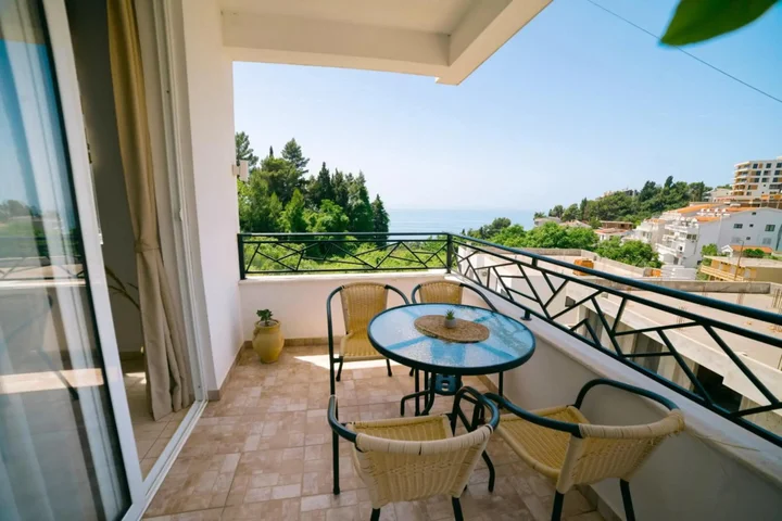 Ульцинь: Apartments Lungo Mare