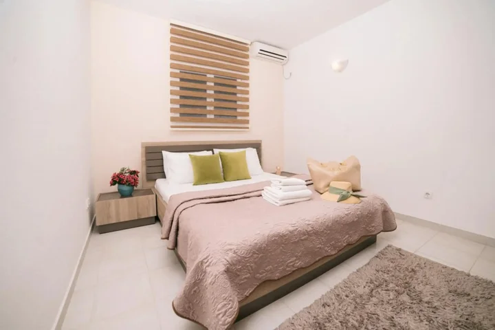 Ульцинь: Apartments Lungo Mare
