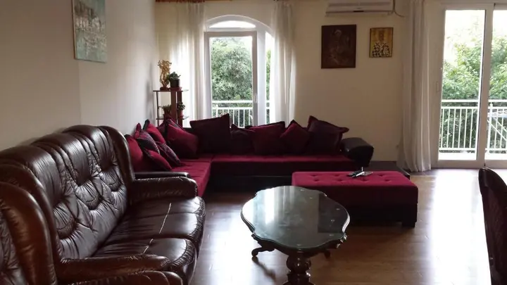 Херцег-Нови: Apartments Milano