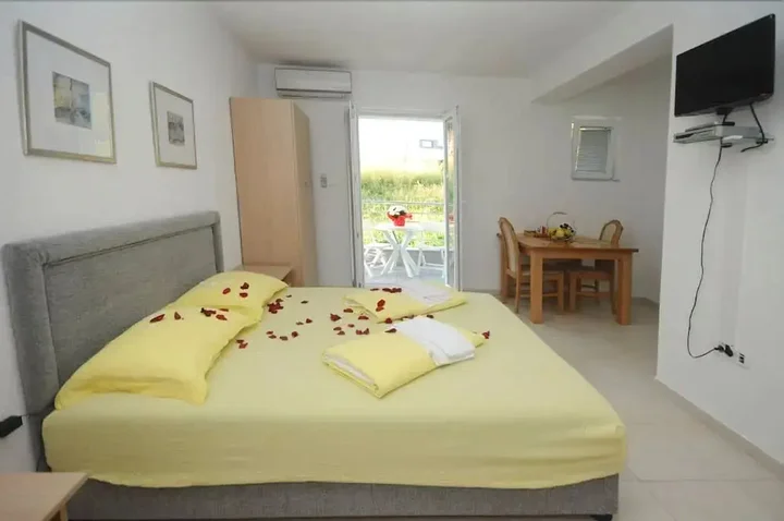 Будва: Apartments Anđela