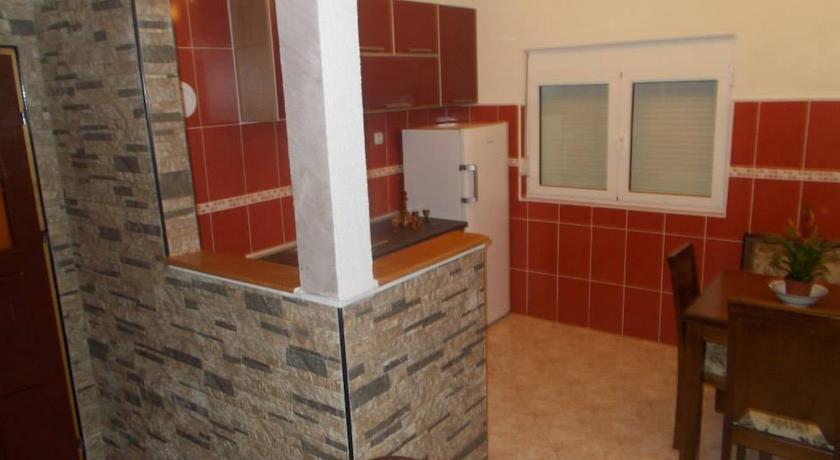 Жабляк: Rooms & Apartment Ljiljana