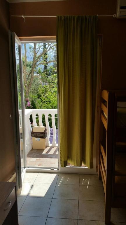 Сутоморе: Apartments Beba Zalad