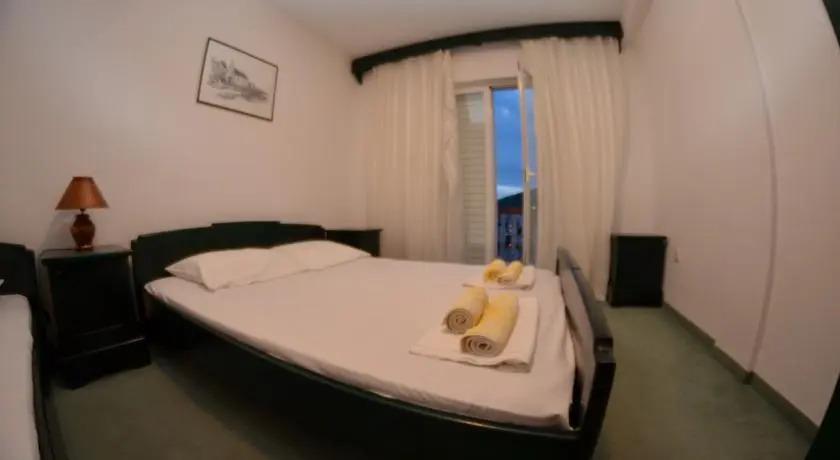 Будва: Apartments and Rooms Vujacic