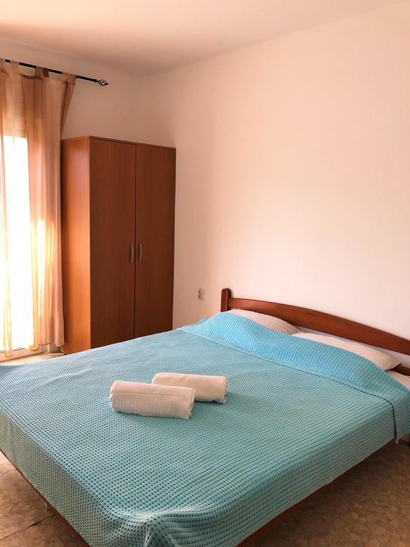 Ульцинь: Llazorja Studios and Rooms