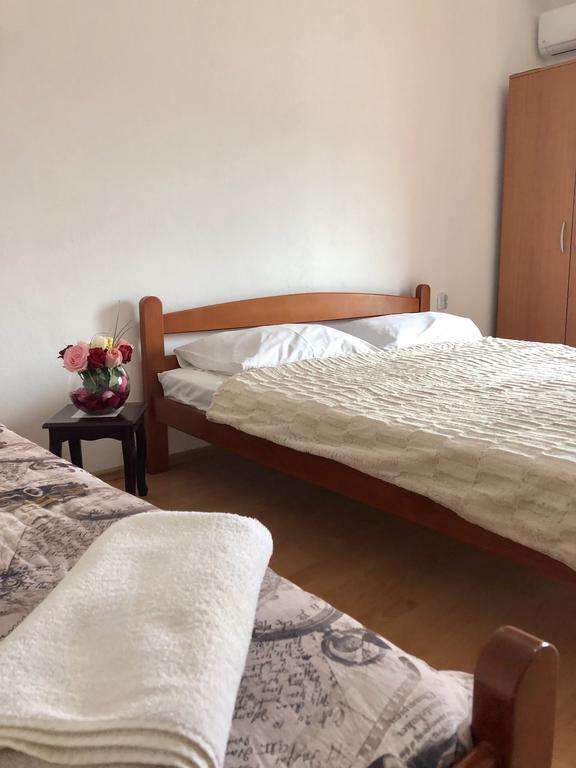 Ульцинь: Llazorja Studios and Rooms