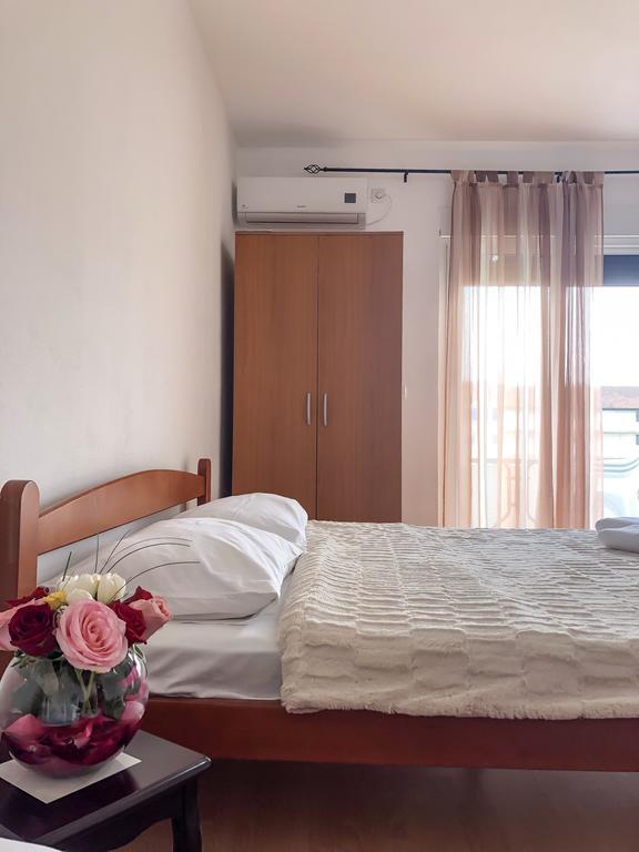 Ульцинь: Llazorja Studios and Rooms