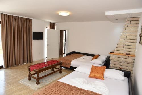 Ульцинь: Guest House Evropa