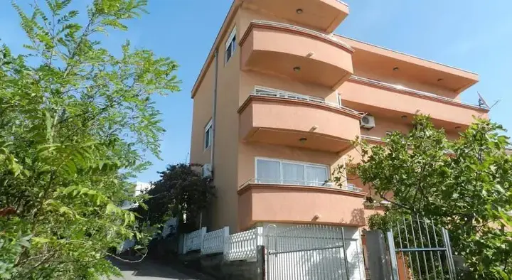 Ульцинь: Apartments Baja
