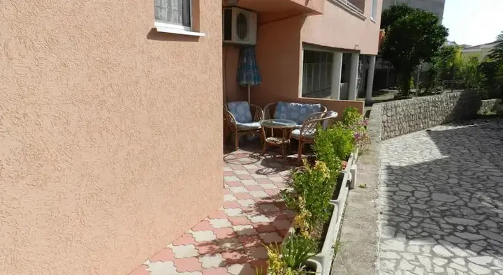 Ульцинь: Apartments Baja