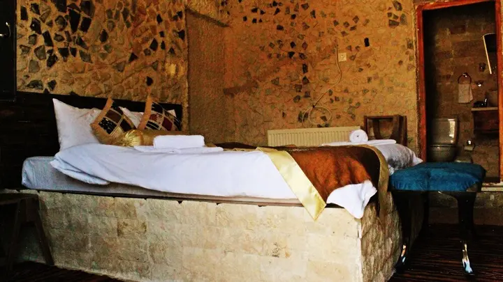 Ургуп: Stone Age Hotel