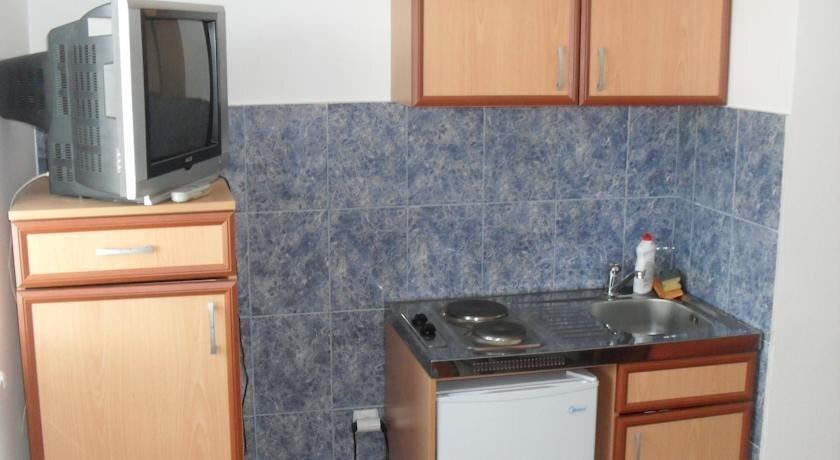 Жабляк: Hotel Lovac