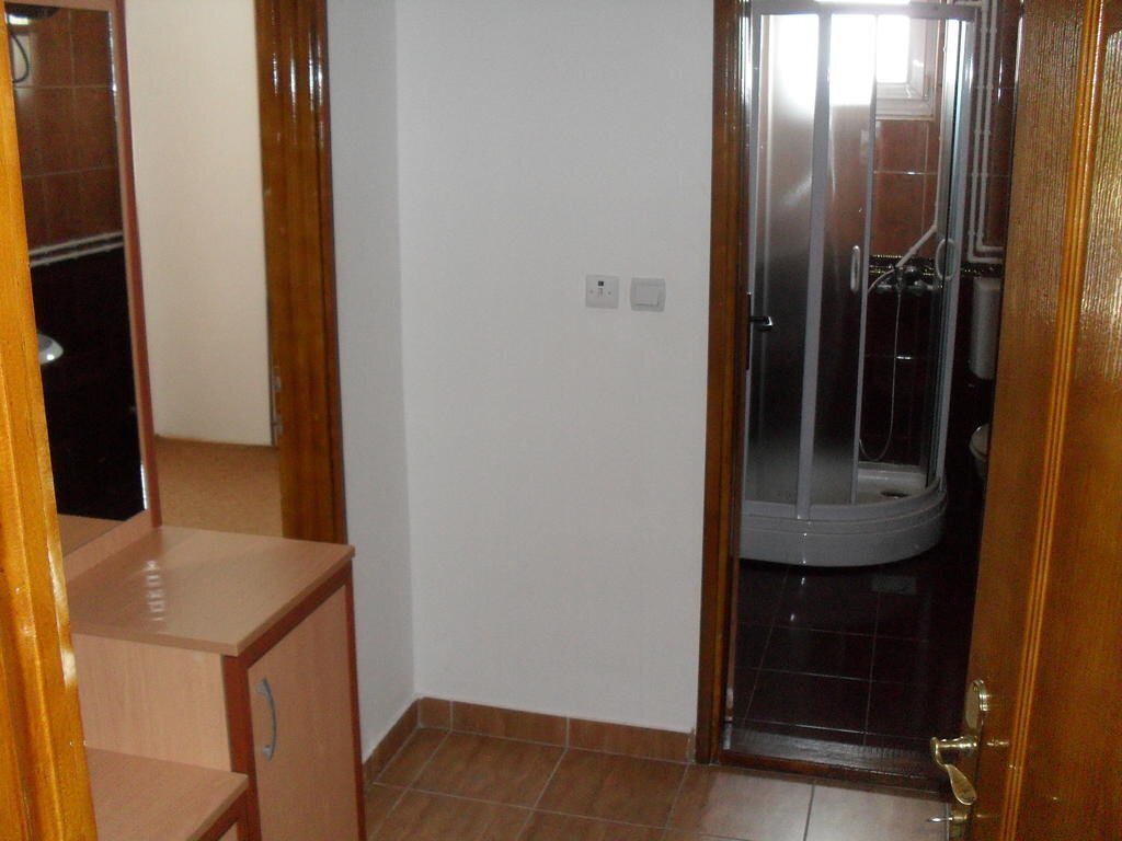 Жабляк: Hotel Lovac