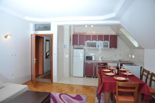 Жабляк: Apartments Millenium
