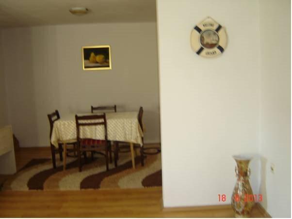 Доброта: Apartments Dobrisa