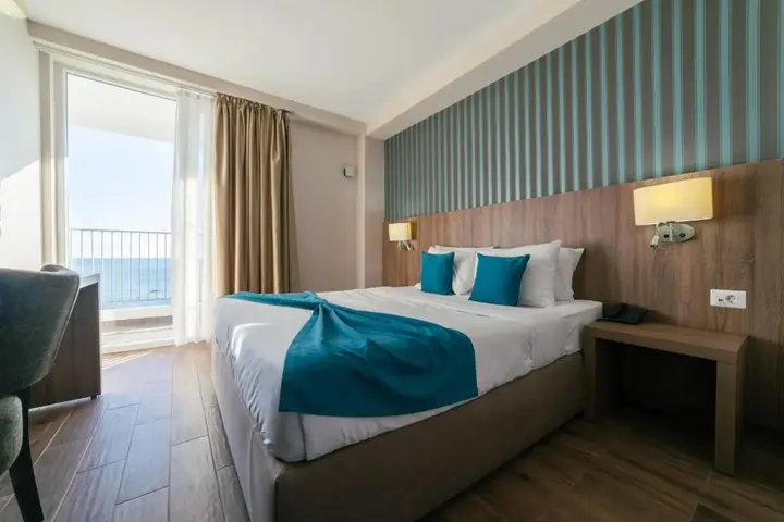 Сутоморе: Hotel Sato
