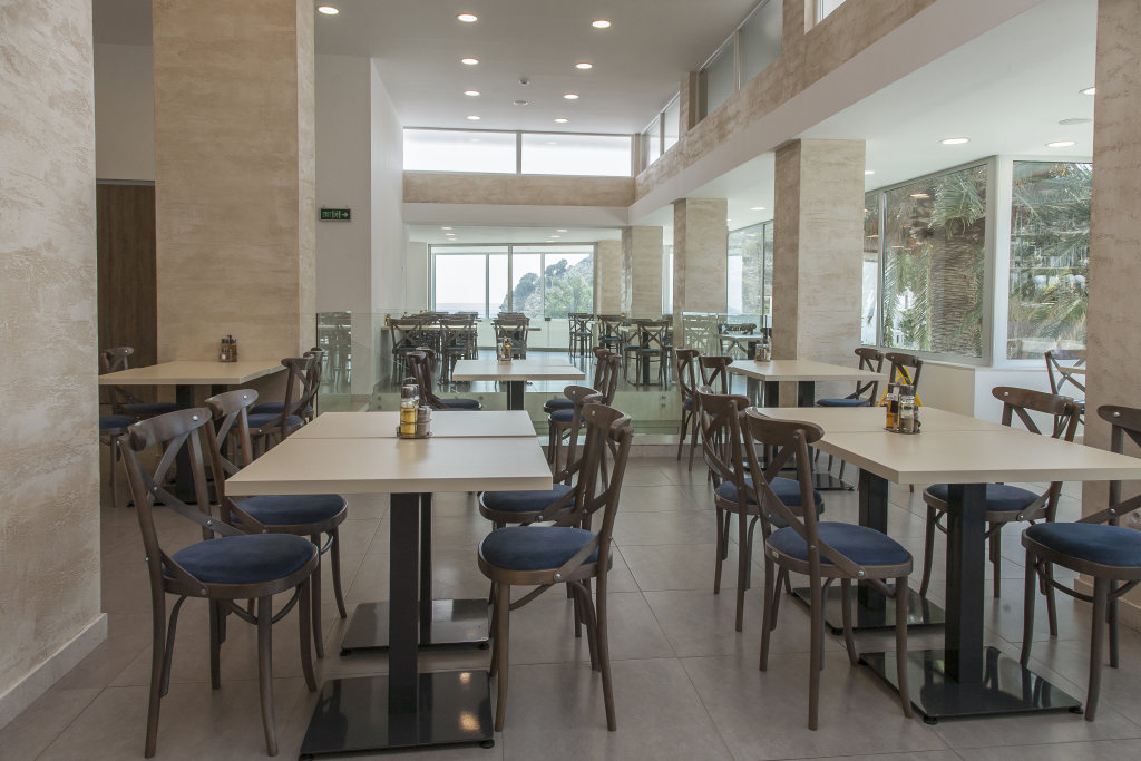Сутоморе: Hotel Sato